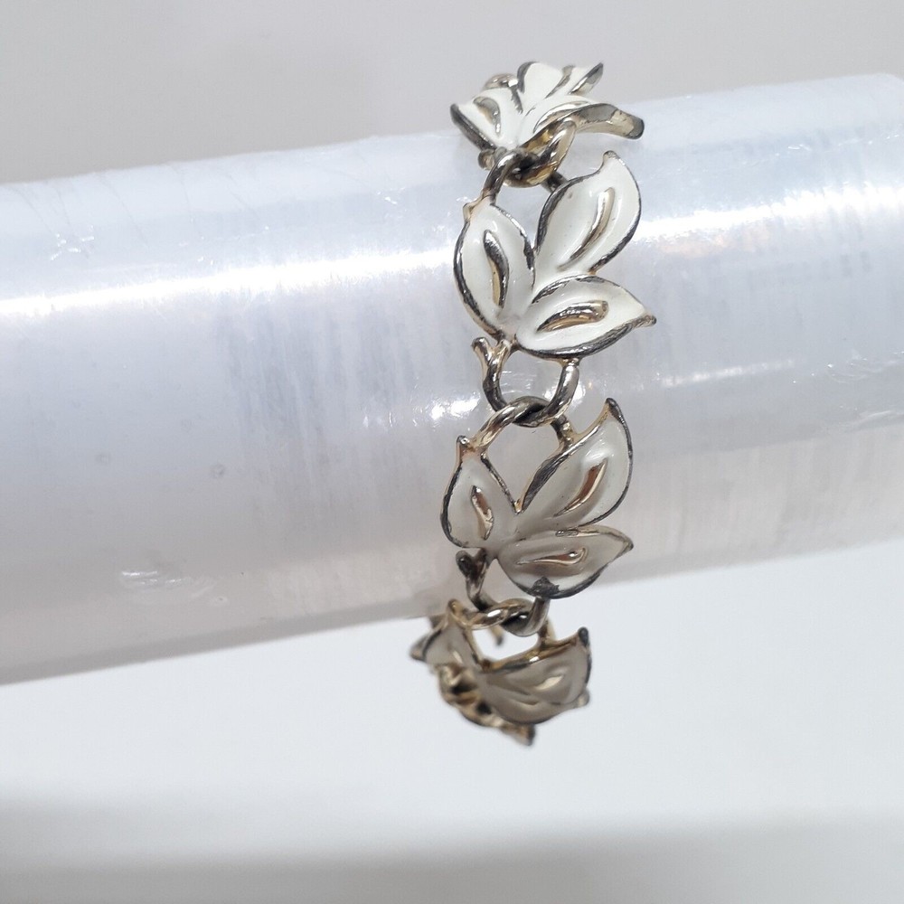 Vintage CORO Bracelet Pale Gold-Tone with Cream Enamel Leaves